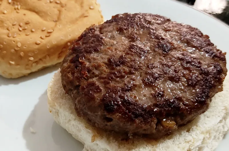 hambúrguer caseiro