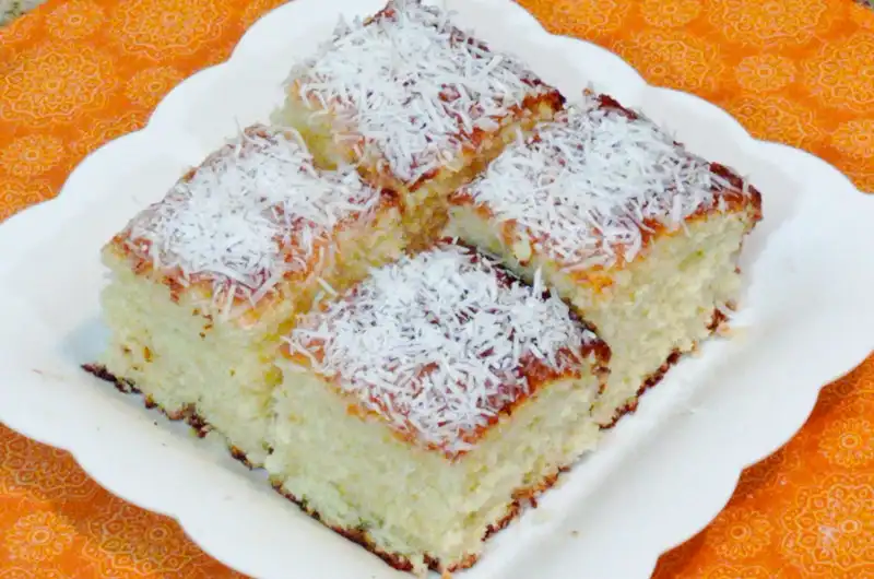 Bolo Tang de Abacaxi