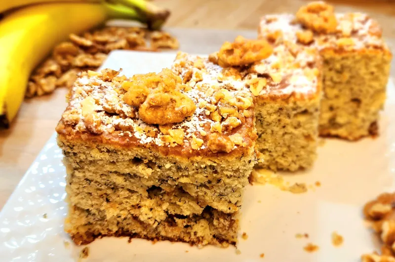 Bolo de Banana com Nozes