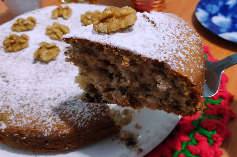 Bolo de Iogurte Com Frutas Secas
