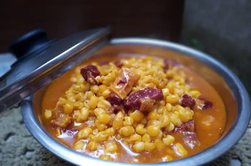 Munguzá Salgado com Carne Seca