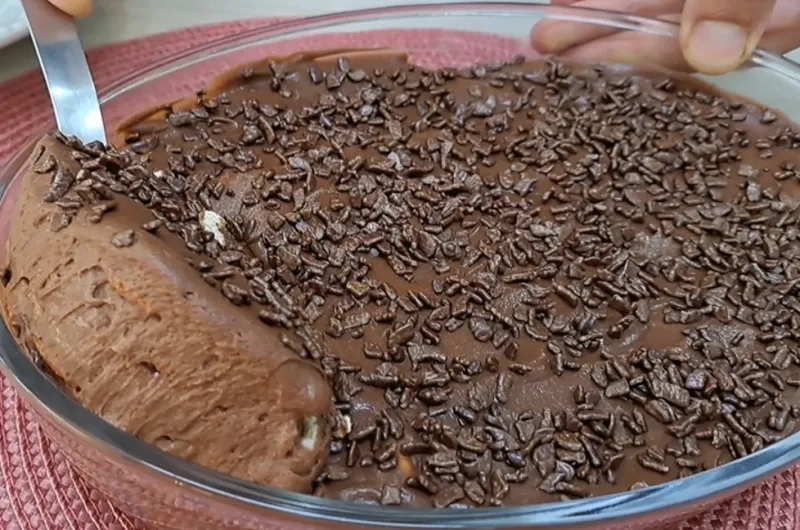 Pavê de Chocolate com 3 Ingredientes