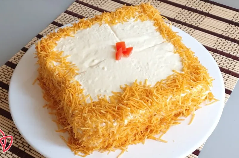 Torta Fria de Pão de Forma com Frango
