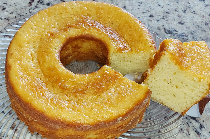 Bolo de Iogurte com Laranja
