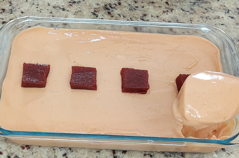 Mousse de Goiabada com Maracujá