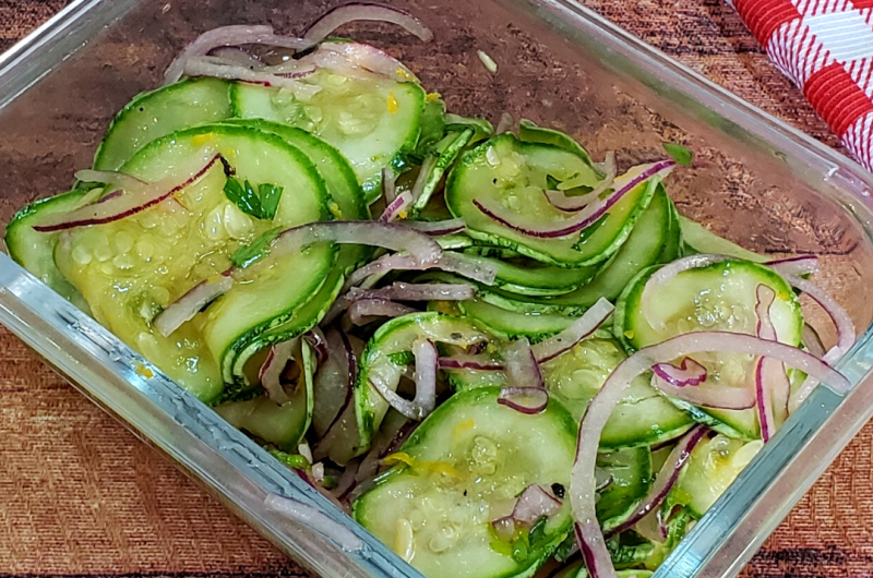 Salada de Abobrinha Crua