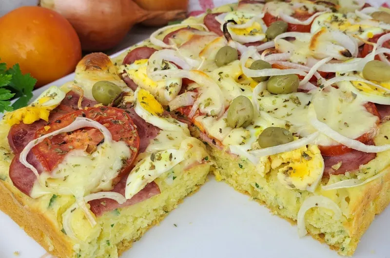 Torta de Calabresa com Massa Fofinha