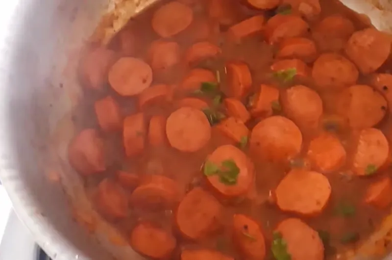 Molho de Salsicha / Salsicha ao Molho