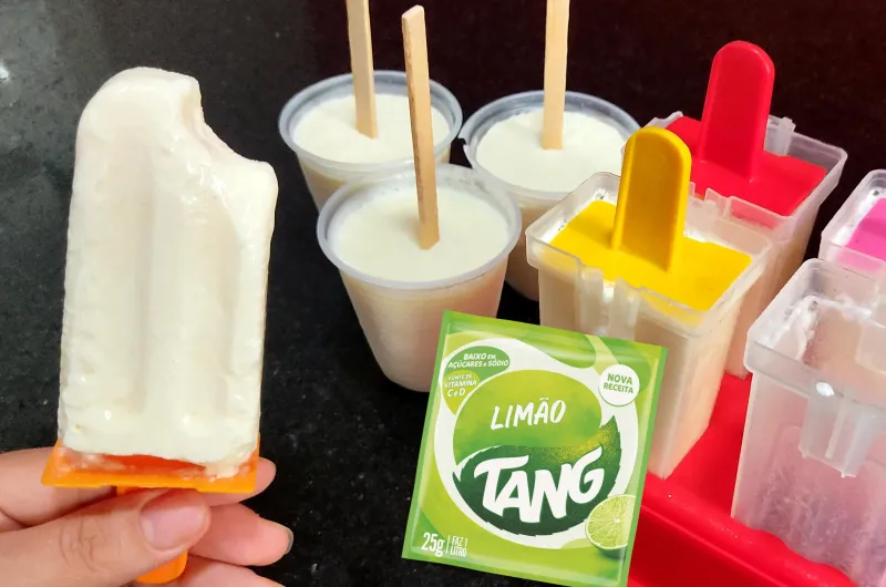 Picolé mousse de limão feito com Tang