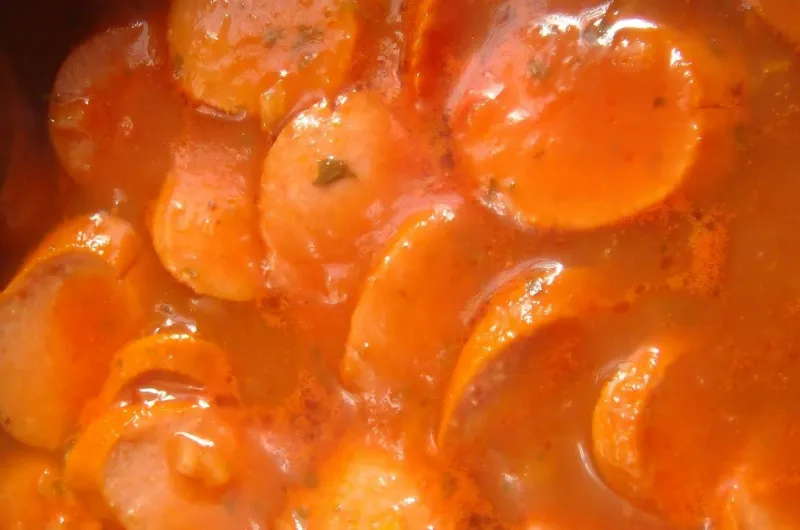 Salsichas ao Molho de Tomate