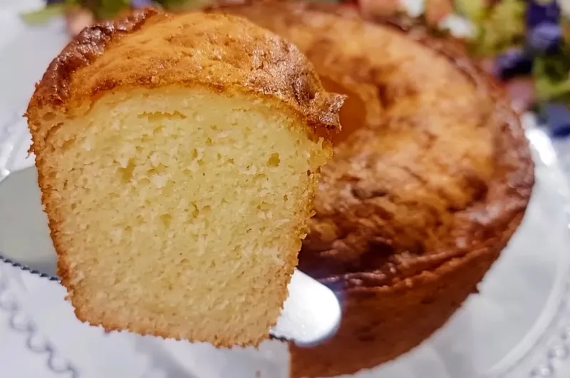 Bolo de Coco sem Lactose e sem Glúten
