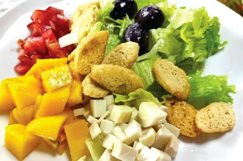 Salada Tropical