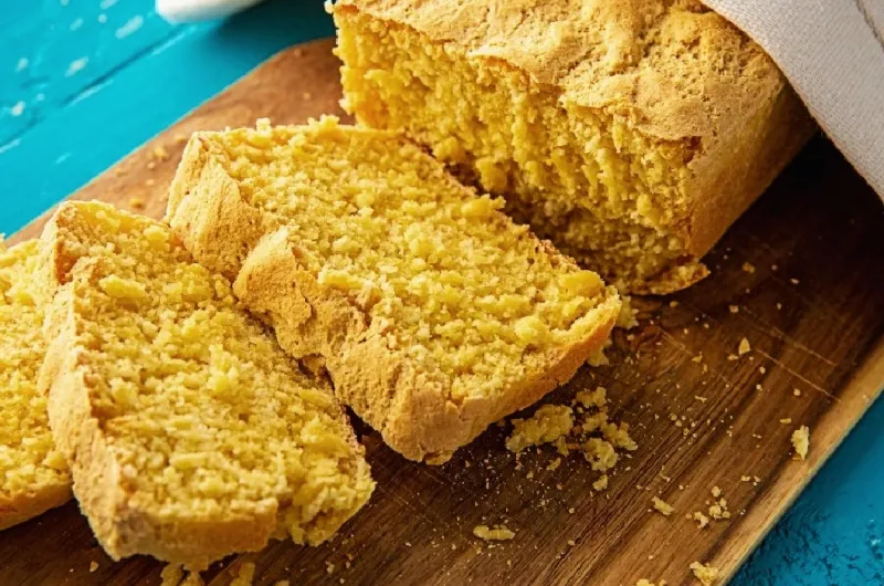 Bolo de Milho com Leite Condensado