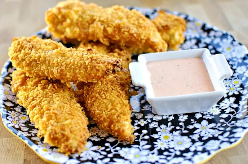 Frango Crocante com Molho de Pimenta (Empanado na Pringles)