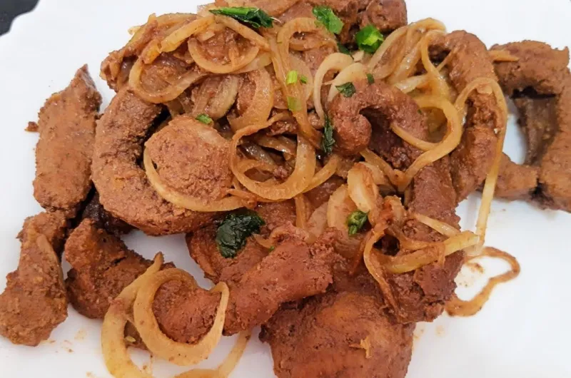 Bife de Fígado Acebolado
