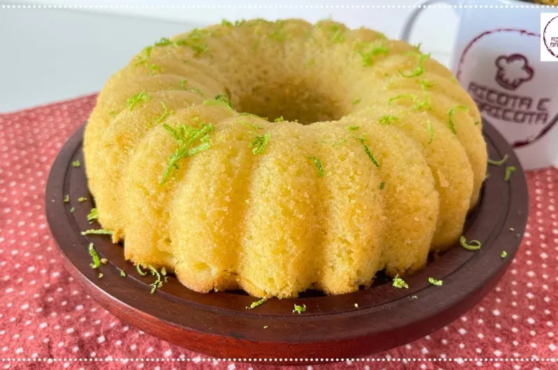 Bolo fofinho de limão