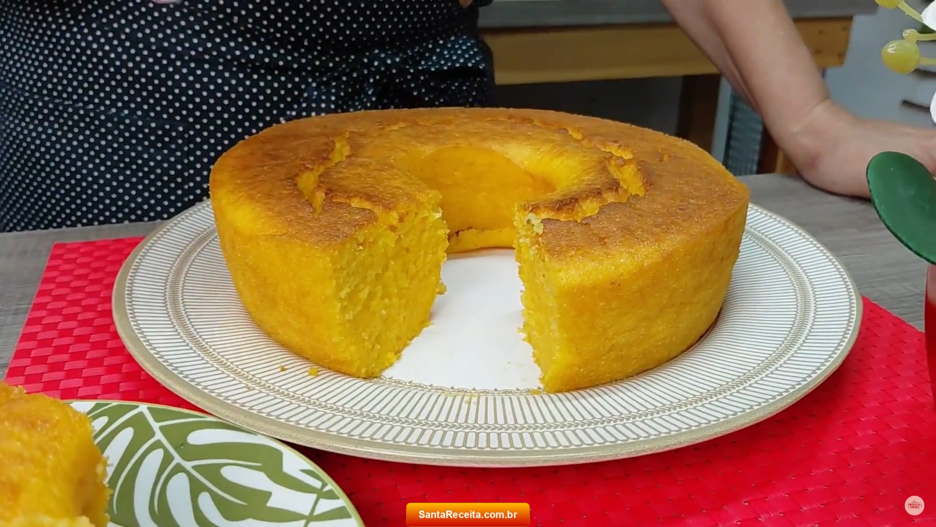 bolodecenouracomflocaodemilho