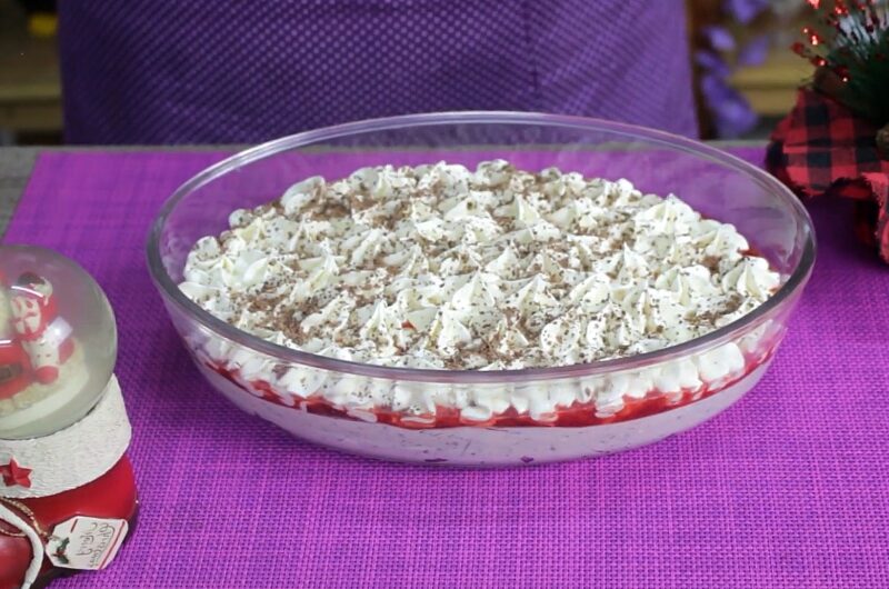 Mousse de Leite Ninho com Geleia de Morango (Receita de Natal)