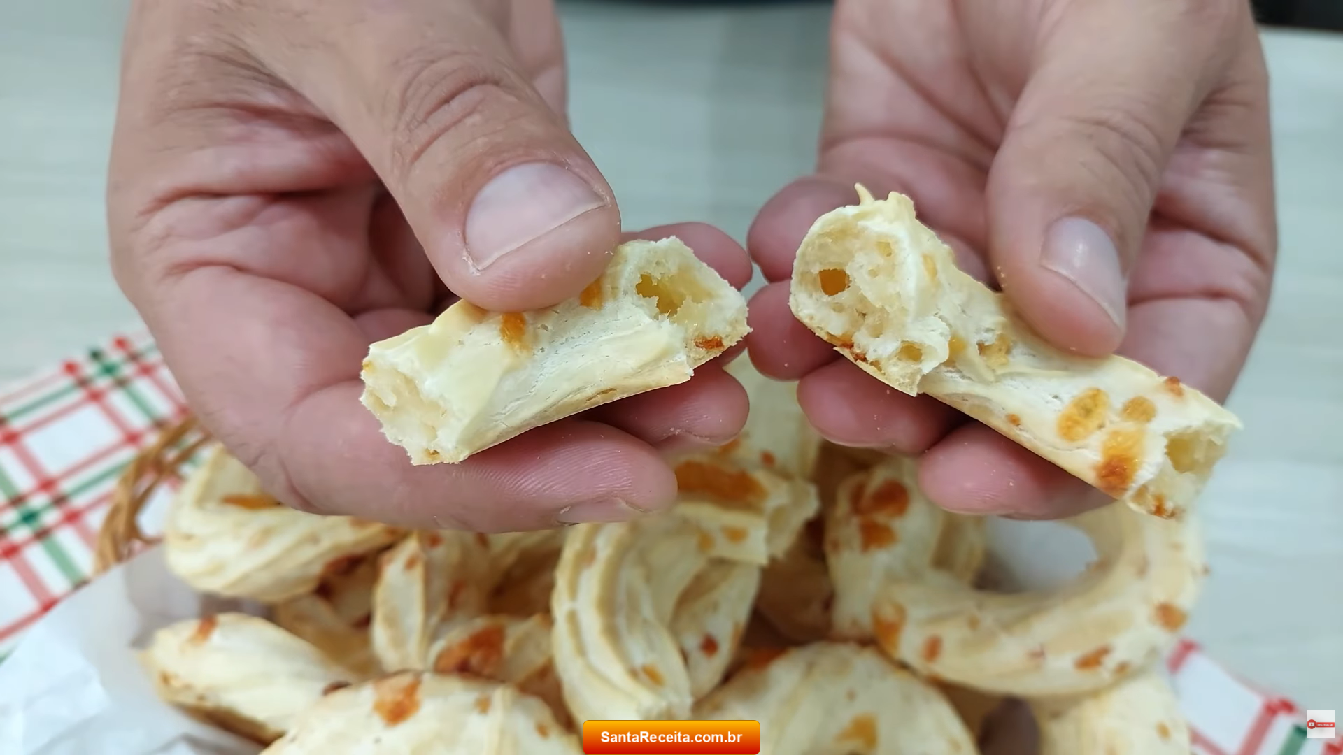 rosquinhadepolvilhoequeijo