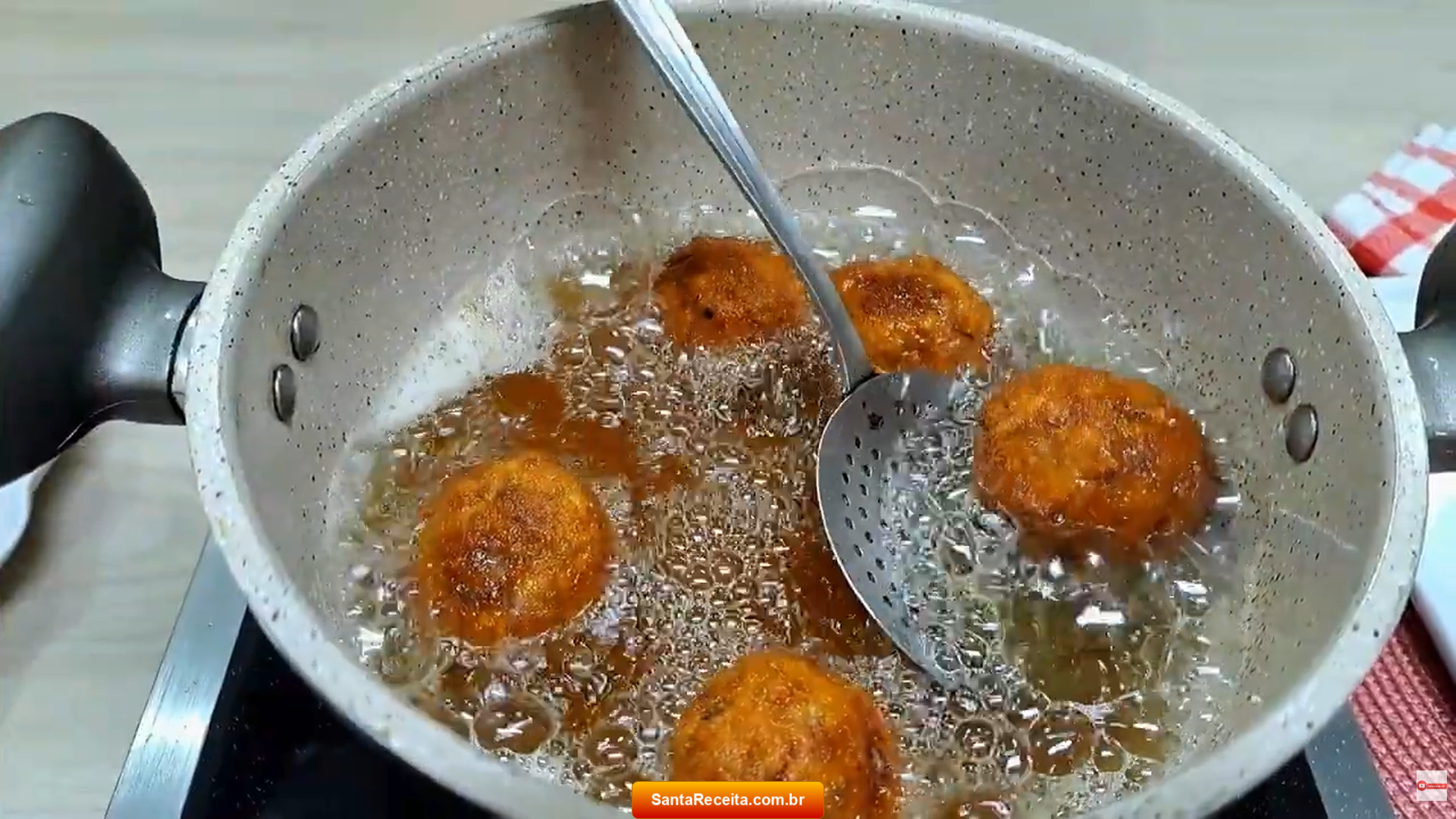 fritandobolinhodelinguica