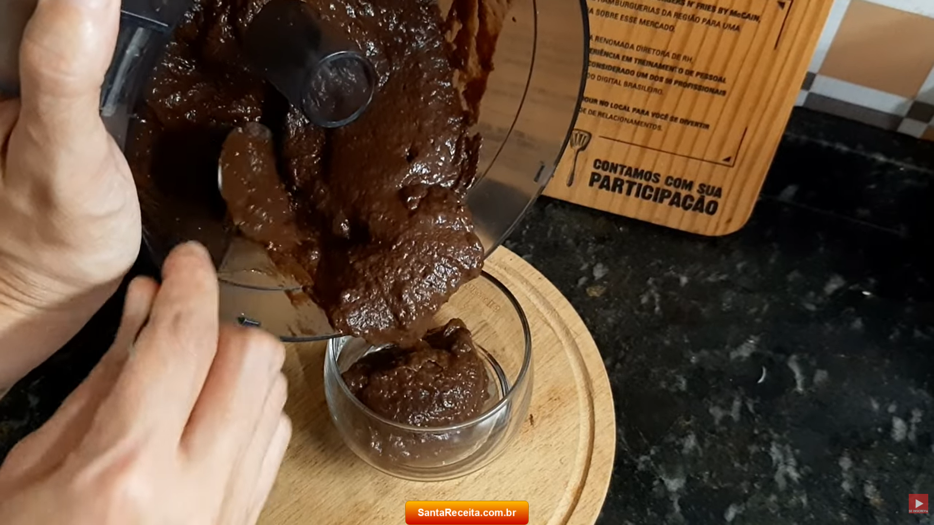 fazendomoussedeabacatecomchocolate