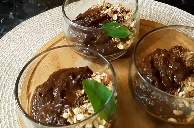 Mousse de Abacate com Chocolate
