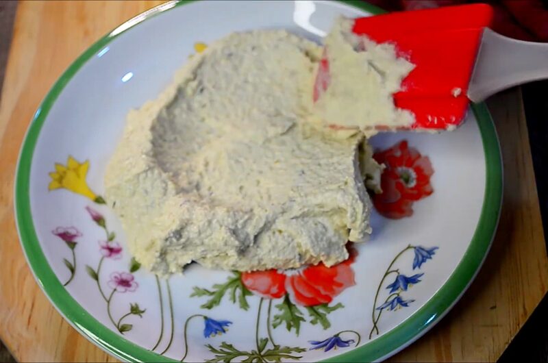 Patê de Queijo com Azeitonas